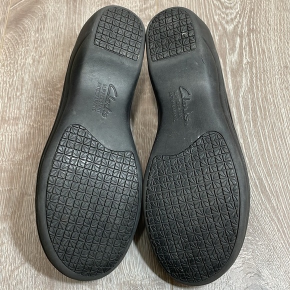 Clarks Grasp Chime Clogs Black Patent Slip Resistant Work Shoes 8M - Picture 12 of 15